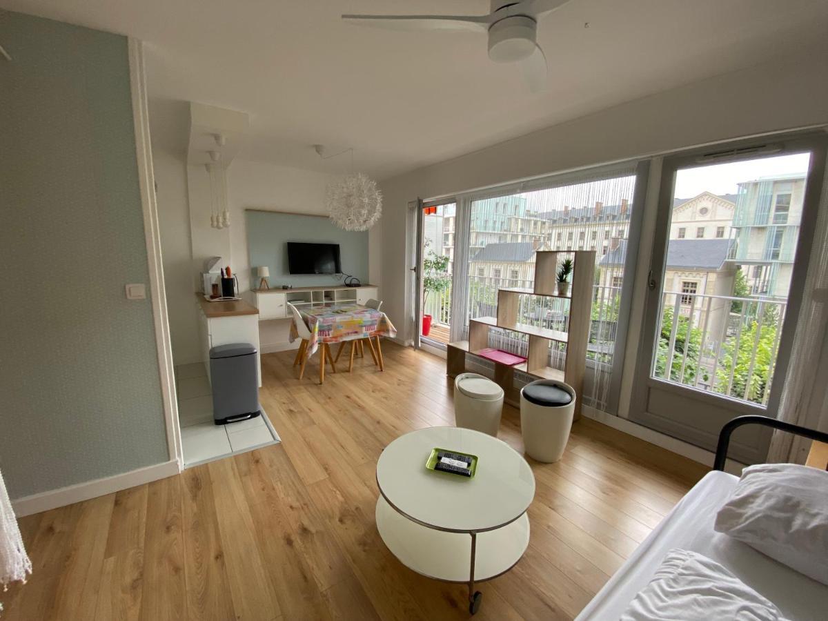 ריימס Studio Morgane-Balcon Couvert-Wifi-Pres Centre-Linge Et Menage מראה חיצוני תמונה