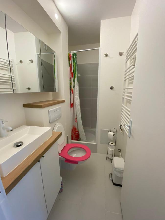 ריימס Studio Morgane-Balcon Couvert-Wifi-Pres Centre-Linge Et Menage מראה חיצוני תמונה